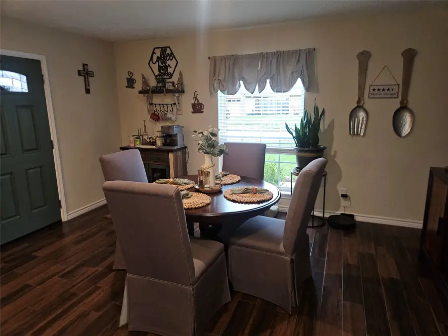 409 N Travis Street, Deer Park, TX 77536 - #2