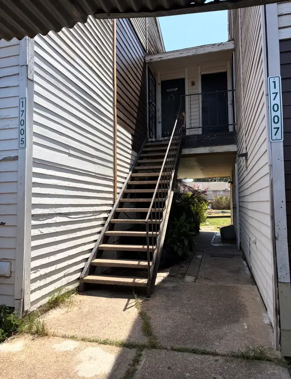 8323 Wilcrest Drive #0006, Houston, TX 77072