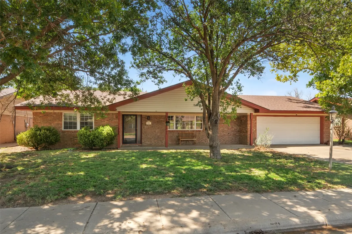 120 Cherokee Drive, Hereford, TX 79045 - #1