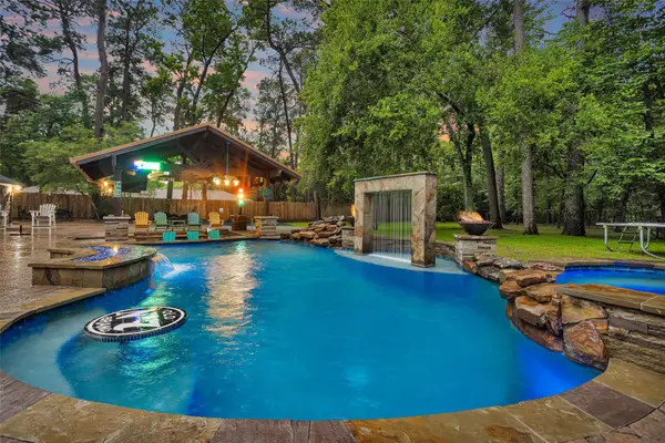 24111 Glen Loch Drive, The Woodlands, TX 77380