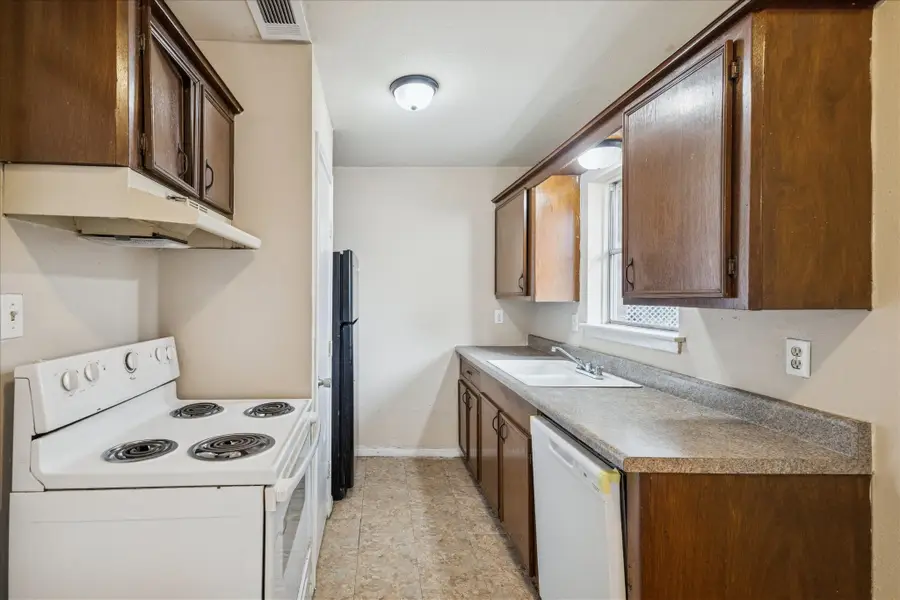 8622 Brock Park Boulevard, Houston, TX 77078 - Image #3