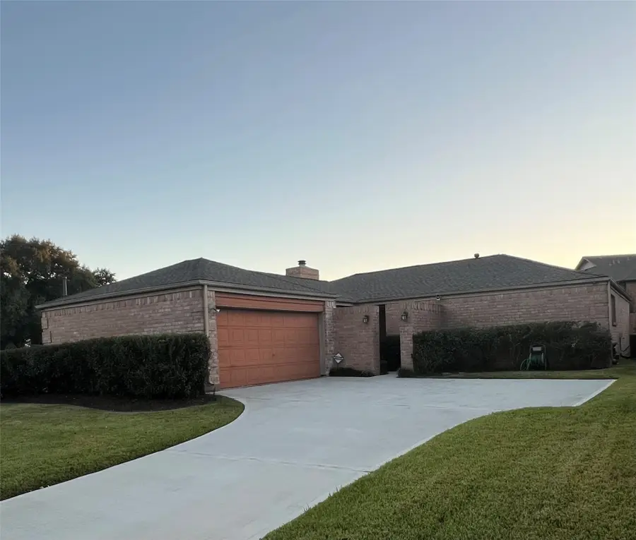 12219 Ashling Drive, Houston, TX 77477 - Image #2