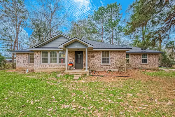 643 County Road 3706a, Splendora, TX 77372