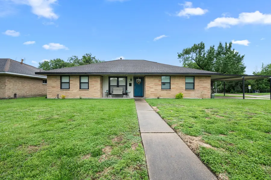 8215 Braes River Drive, Houston, TX 77074 - #2