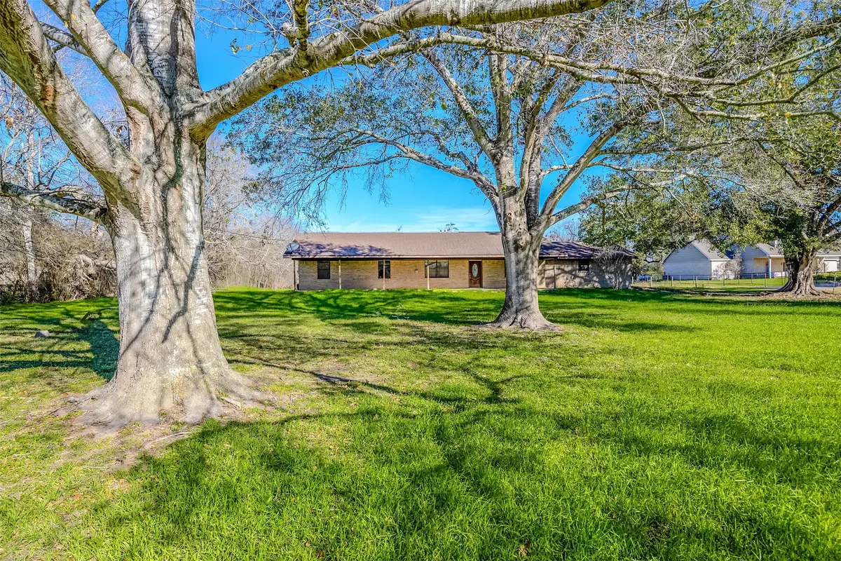 1169 Business 71, Columbus, TX 78934 - #1