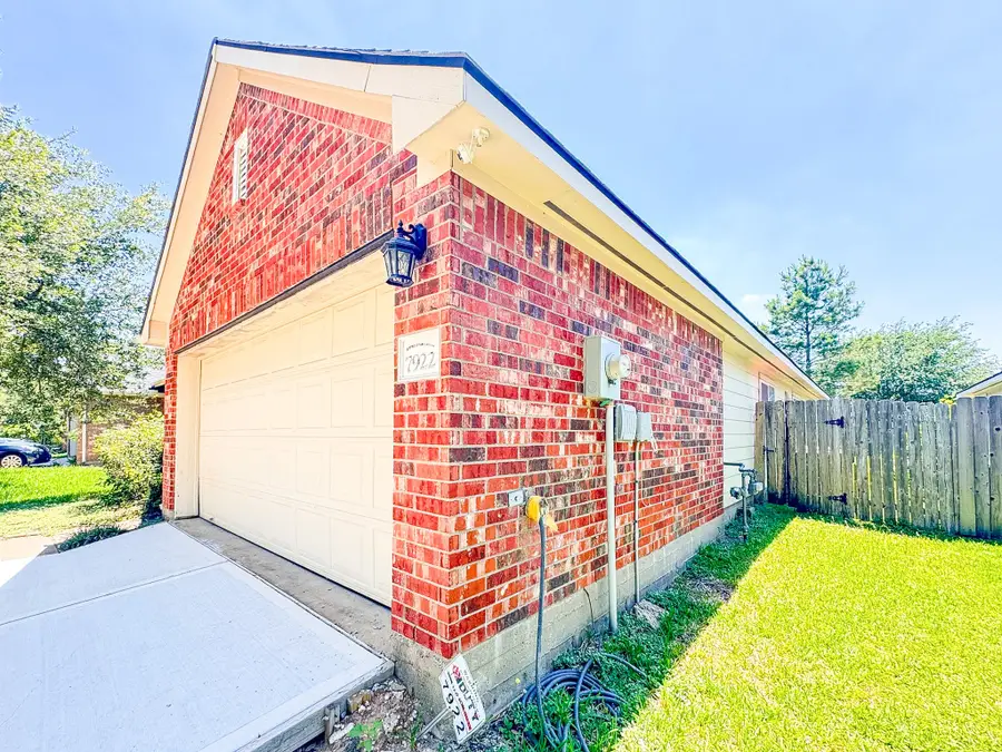 7922 Thorncroft Manor Lane, Richmond, TX 77407 - #2