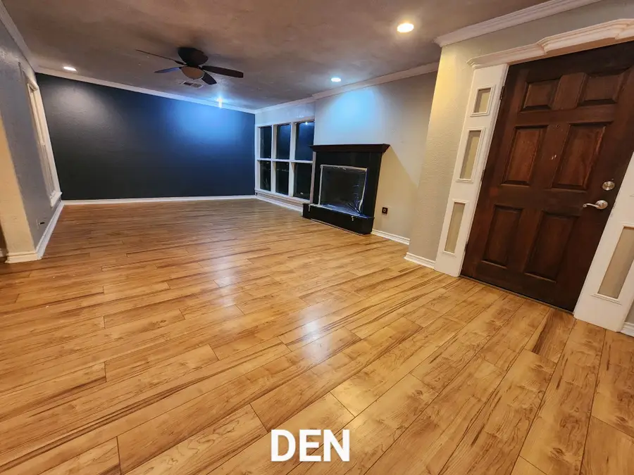 941 Magnolia Street, Lake Jackson, TX 77566 - #2