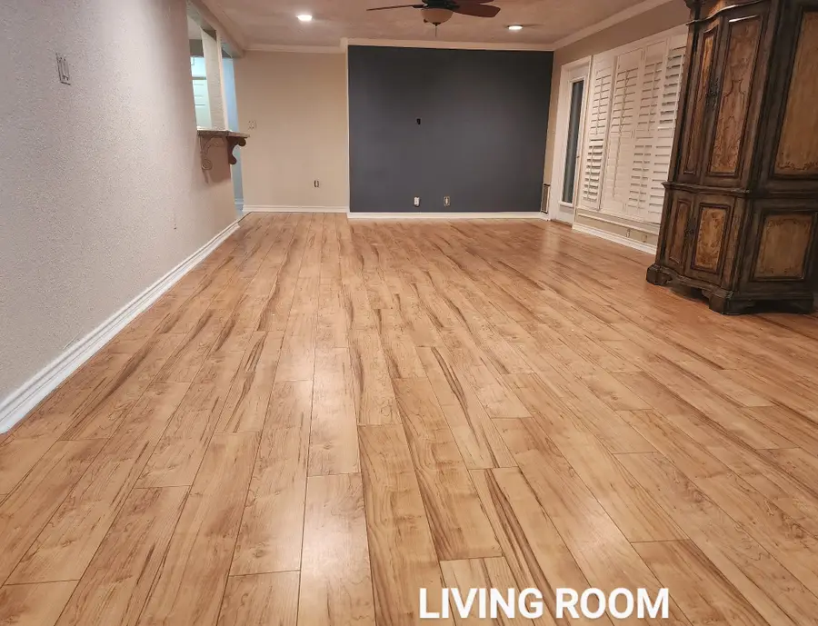941 Magnolia Street, Lake Jackson, TX 77566 - #3