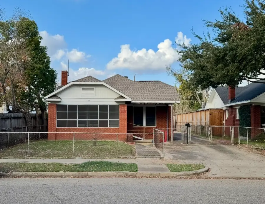 935 Pecore Street, Houston, TX 77009 - Image #2