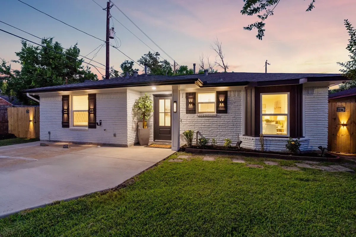 3138 Sunbeam Street, Houston, TX 77051 - #1