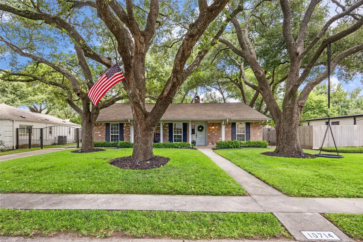 10714 Piping Rock Lane, Houston, TX 77042 - #1