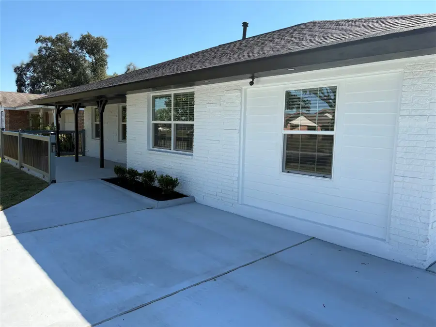 2929 8th Avenue N, Texas City, TX 77590 - #3