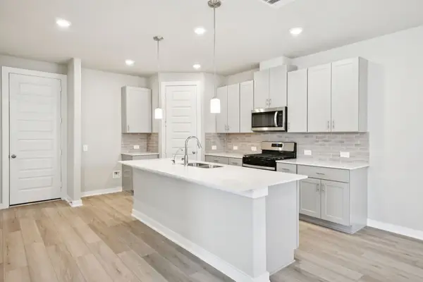 6332 Sapphire Ocean Drive, Houston, TX 77092