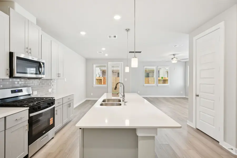 6332 Sapphire Ocean Drive, Houston, TX 77092 - #3