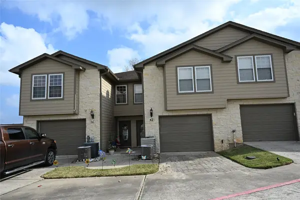 17570 Highway 105 W #42, Montgomery, TX 77356