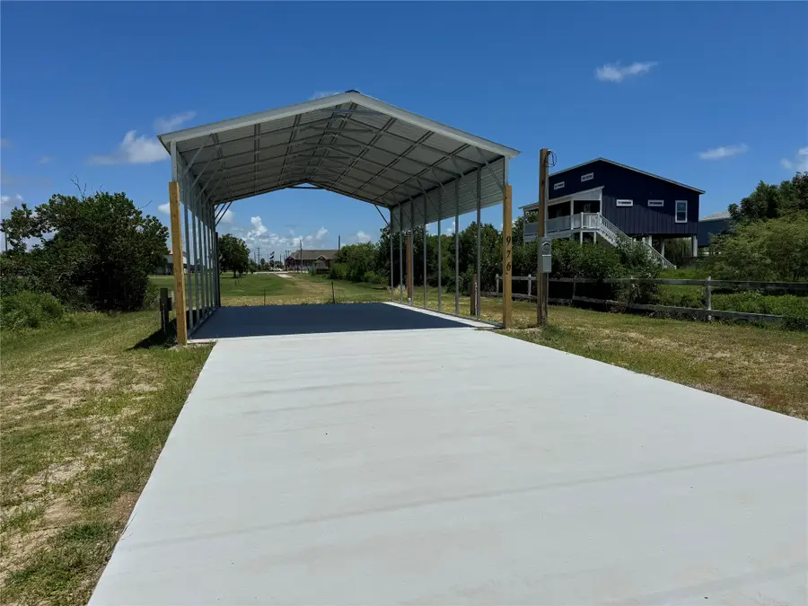 976 E Verdie Drive, Crystal Beach, TX 77650 - #2