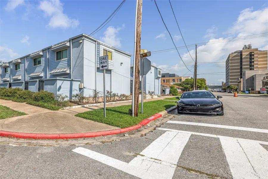 525 11th Street, Galveston, TX 77550 - #2