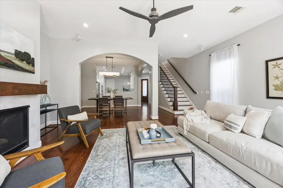 1540 Lawrence Street, Houston, TX 77008 - Image #3