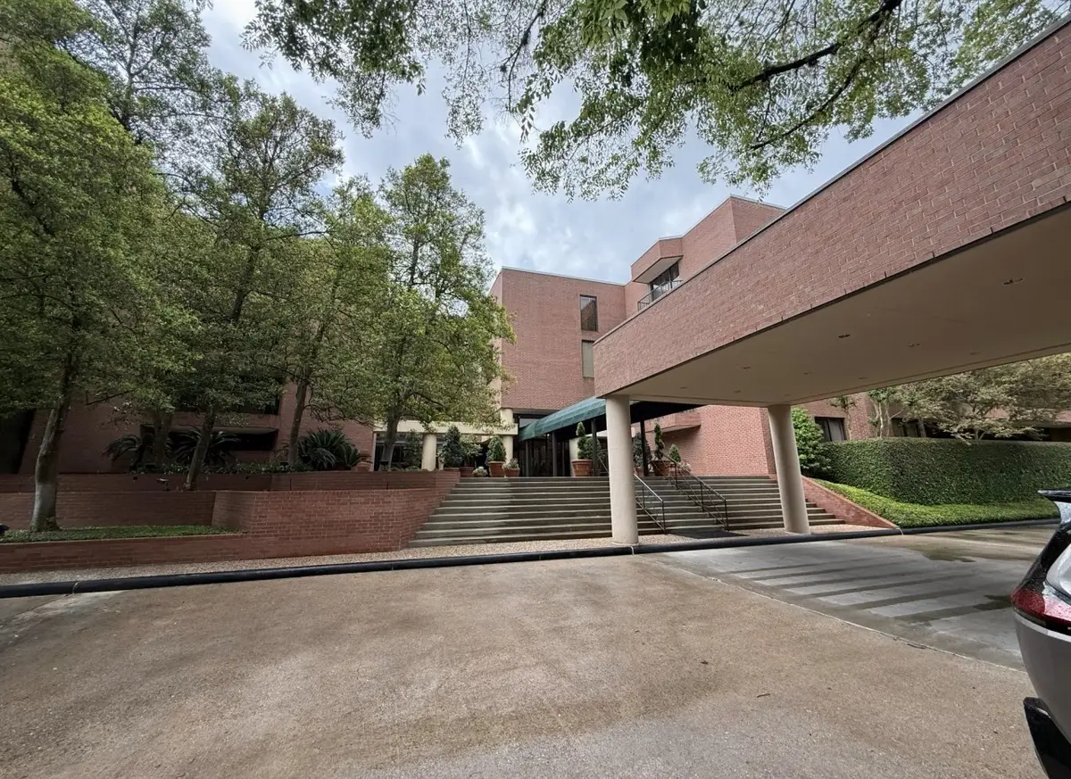 9333 Memorial Drive #412, Houston, TX 77024 - #1