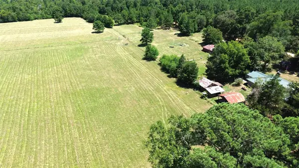 1684 County Road 1050, Crockett, TX 75835