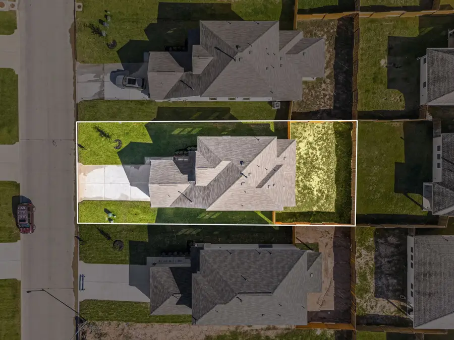 11749 Whirlaway Drive, Willis, TX 77318 - Image #2