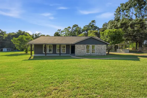 411 County Road 3663, Splendora, TX 77372