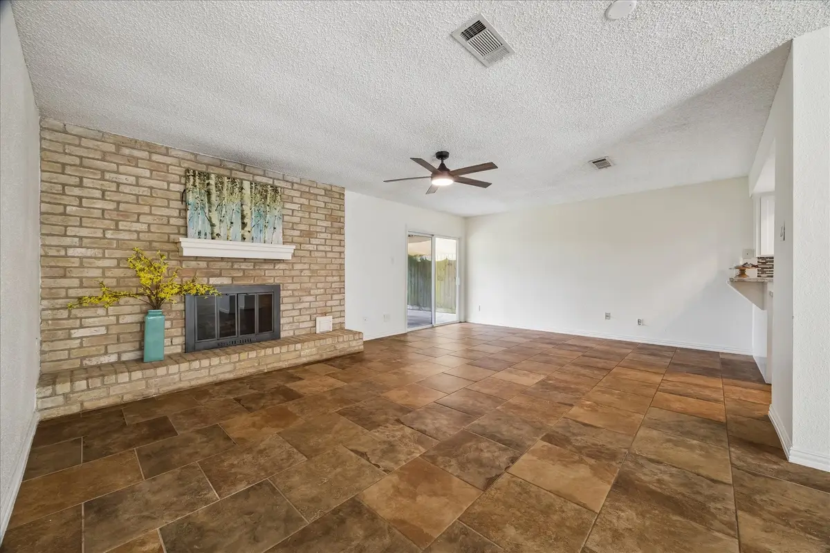 810 Halewood Drive, Houston, TX 77062 - #1