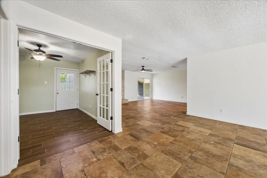 810 Halewood Drive, Houston, TX 77062 - #2