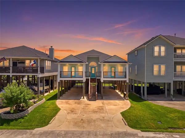 2116 Menard Avenue, Seabrook, TX 77586
