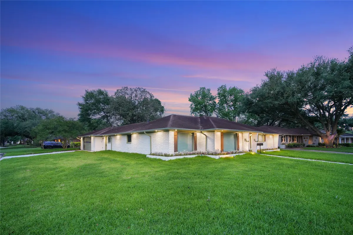 10011 Cliffwood Drive, Houston, TX 77035 - #1
