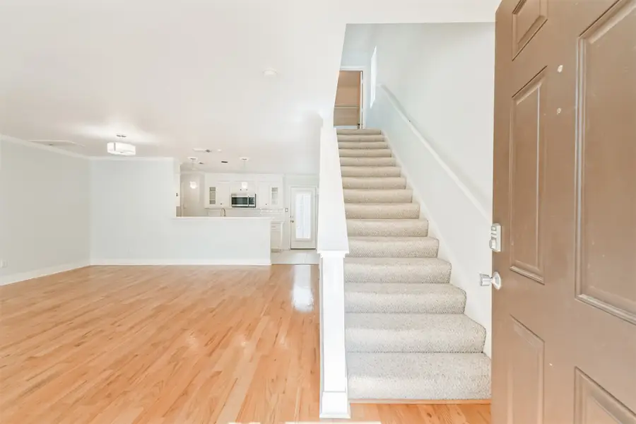 738 Redwing Place Drive, Houston, TX 77009 - Image #2