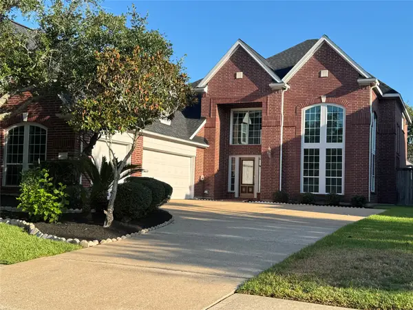 2715 Garden Falls Drive, Manvel, TX 77578