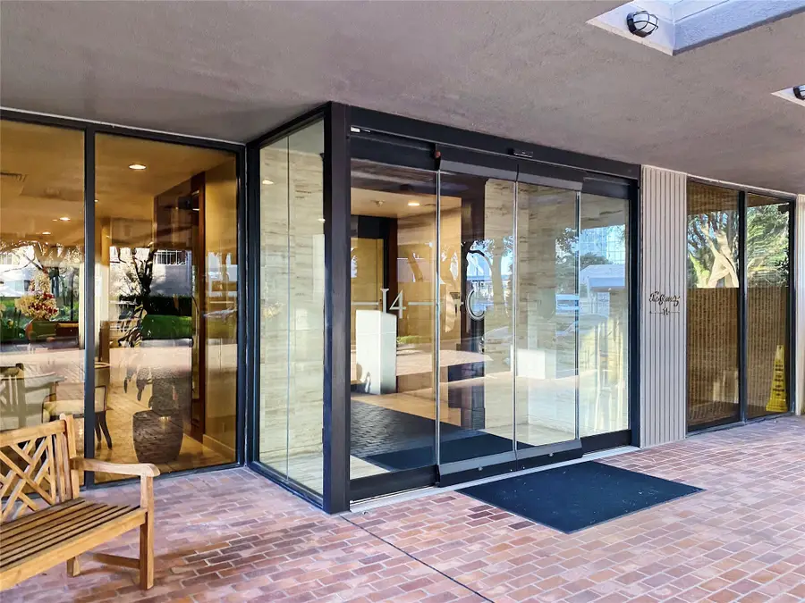 14 Greenway Plaza #23M, Houston, TX 77046 - Image #2