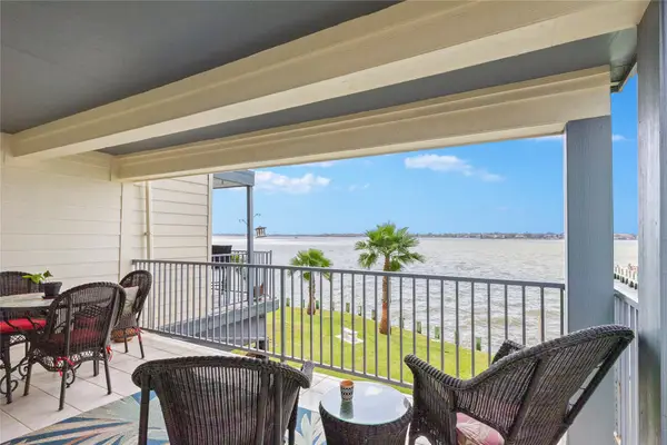 4001 Nasa 1 Parkway #112, El Lago, TX 77586