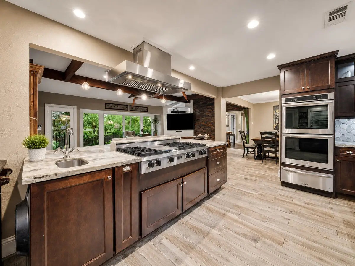 5 Tree Frog Drive, Houston, TX 77074 - #1