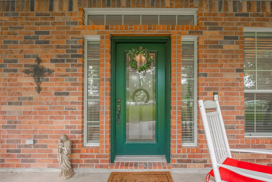 9072 Grand Lake Estates Drive, Montgomery, TX 77316 - Image #2