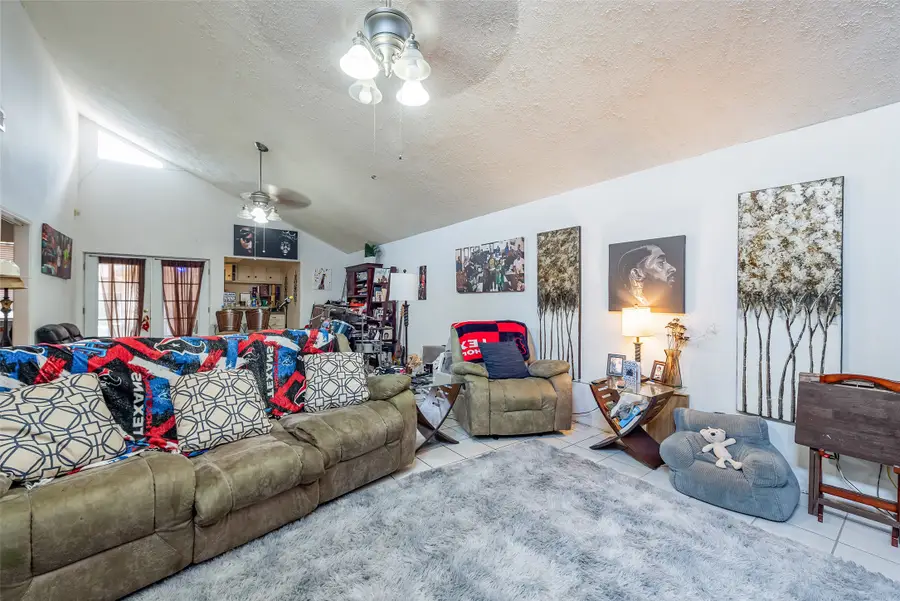10827 Braes Forest Drive, Houston, TX 77071 - #2
