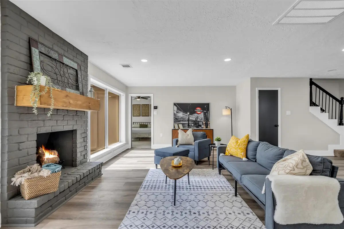 2123 N Fountain Valley Drive, Missouri City, TX 77459 - #1