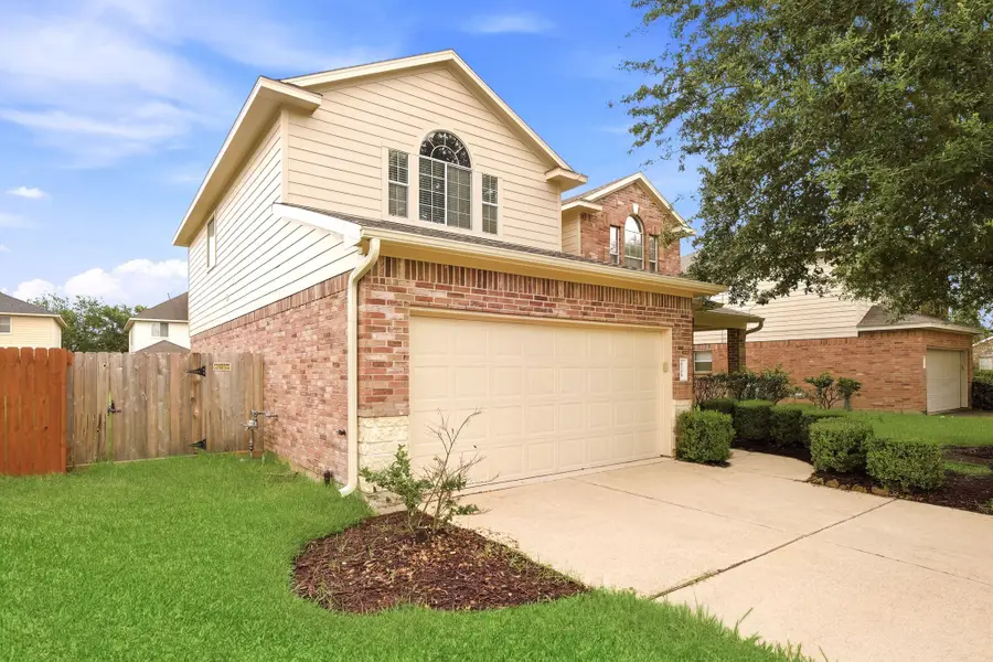 8306 Littlehip Hawthorn Drive, Baytown, TX 77523 - #3