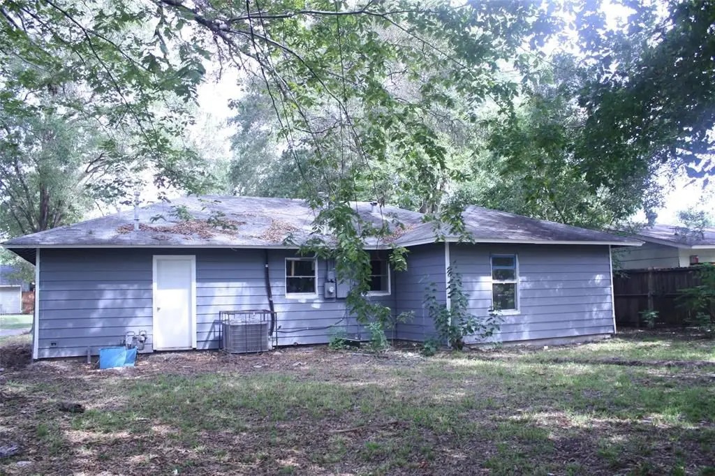 5818 Westover Street, Houston, TX 77033 - #1