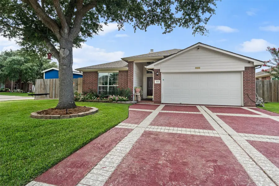 5127 Chase Park Circle, Bacliff, TX 77518 - #3