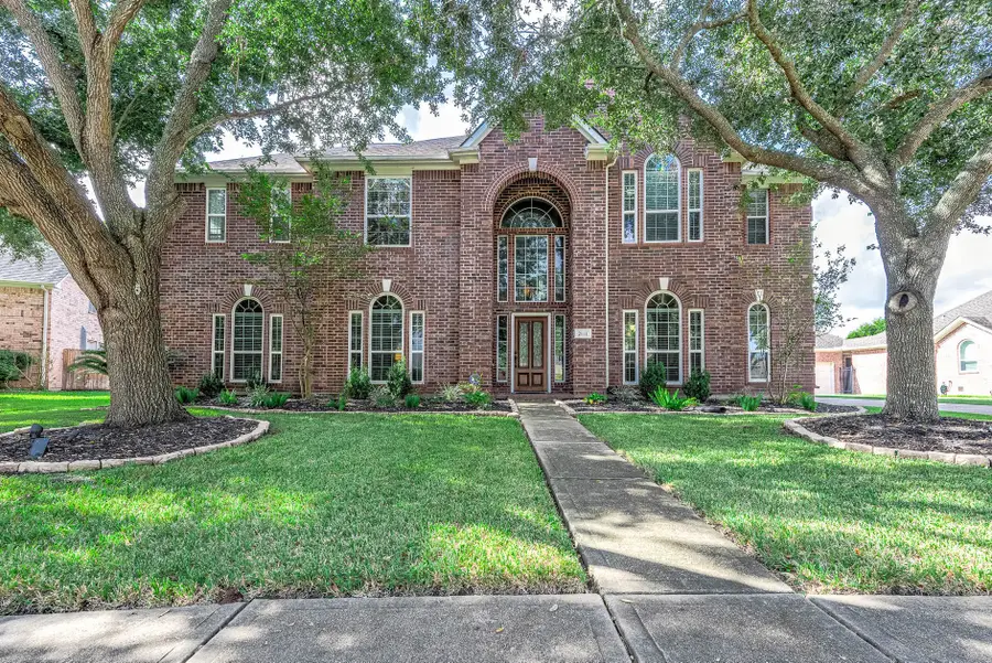 2111 S Pecan Trail Drive, Richmond, TX 77406 - Image #2