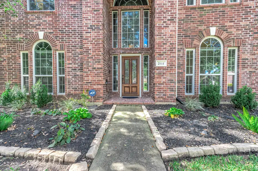 2111 S Pecan Trail Drive, Richmond, TX 77406 - Image #3