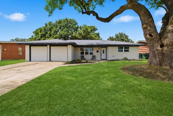5551 Winding Creek Way, Houston, TX 77017