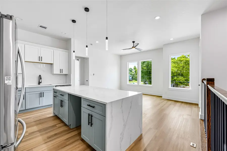 4815 Cruse Rd #B, Houston, TX 77016 - #3