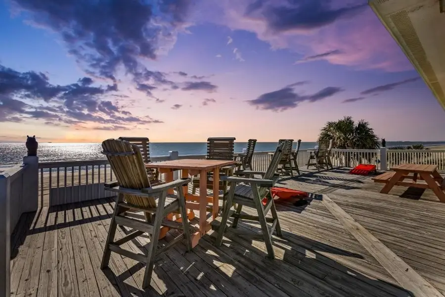 800 West Lane, Crystal Beach, TX 77650 - #3