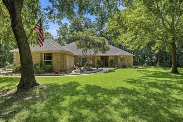 29910 Commons Superior Drive, Huffman, TX 77336