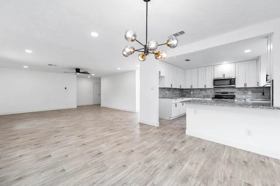 10402 Rancho Bernardo Ln Lane, Sugar Land, TX 77498 - #2