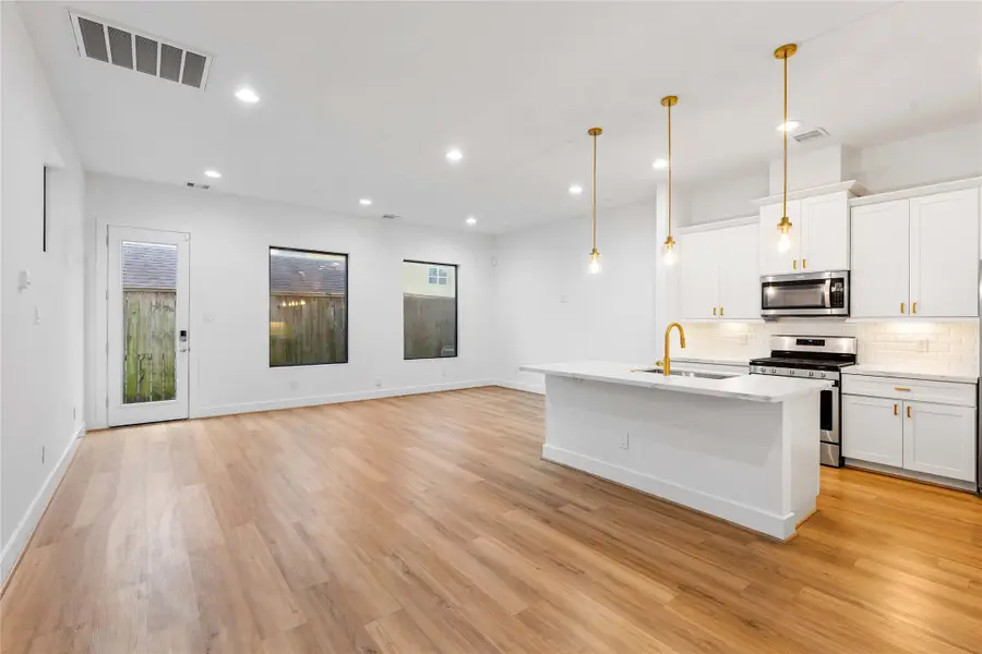 4861 Rich Oak Drive, Houston, TX 77018 - #3