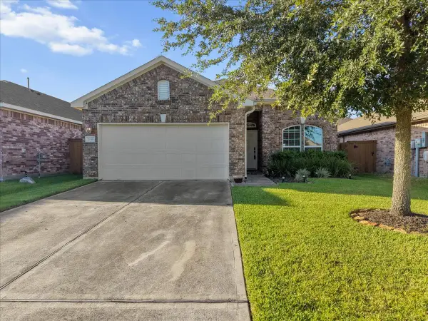 12638 Pirate Bend Drive, La Marque, TX 77568